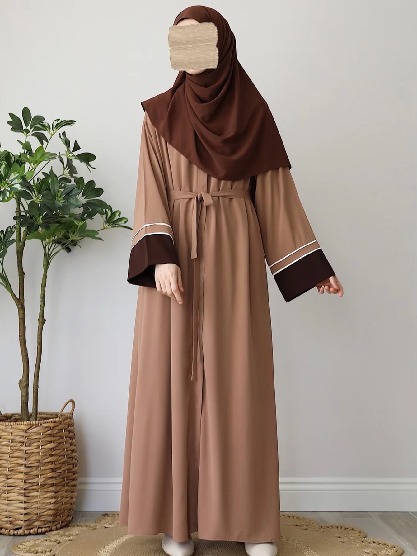 Elegant Patchwork Abaya Dress for Women – Long Sleeve Loose Fit Islamic Maxi Robe with Belt, Modest Middle Eastern Style