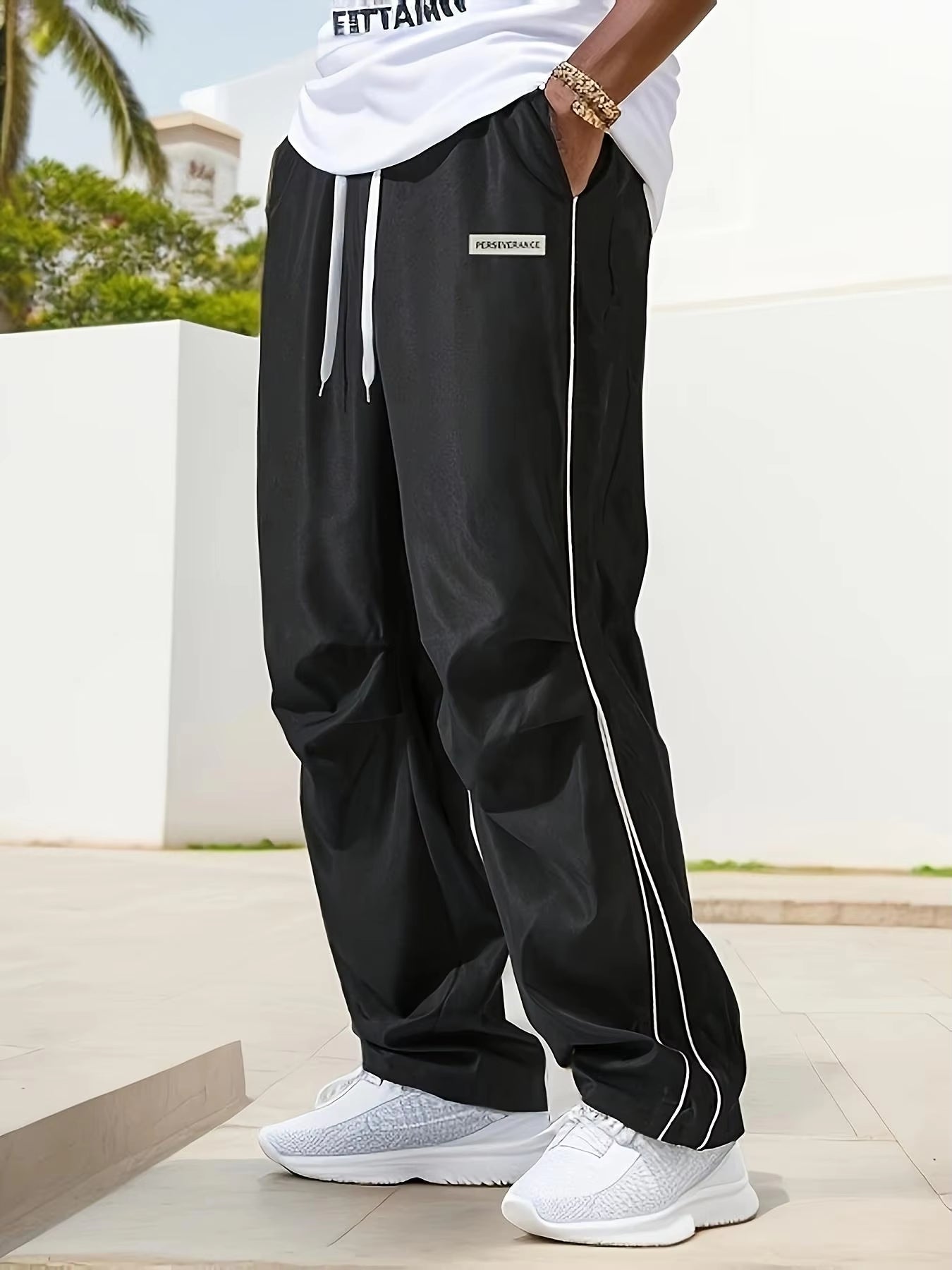 Men's Regular Plain Sports Straight Pants with Drawstrings and Elastic Waistband, Reflective Webbing Design, Suitable for Daily Leisure