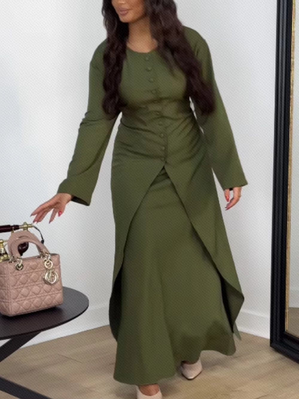 Elegant Green Abaya Set for Women – 2 Piece Satin Kaftan Dress, O Neck Button Front Modest Maxi Evening Gown