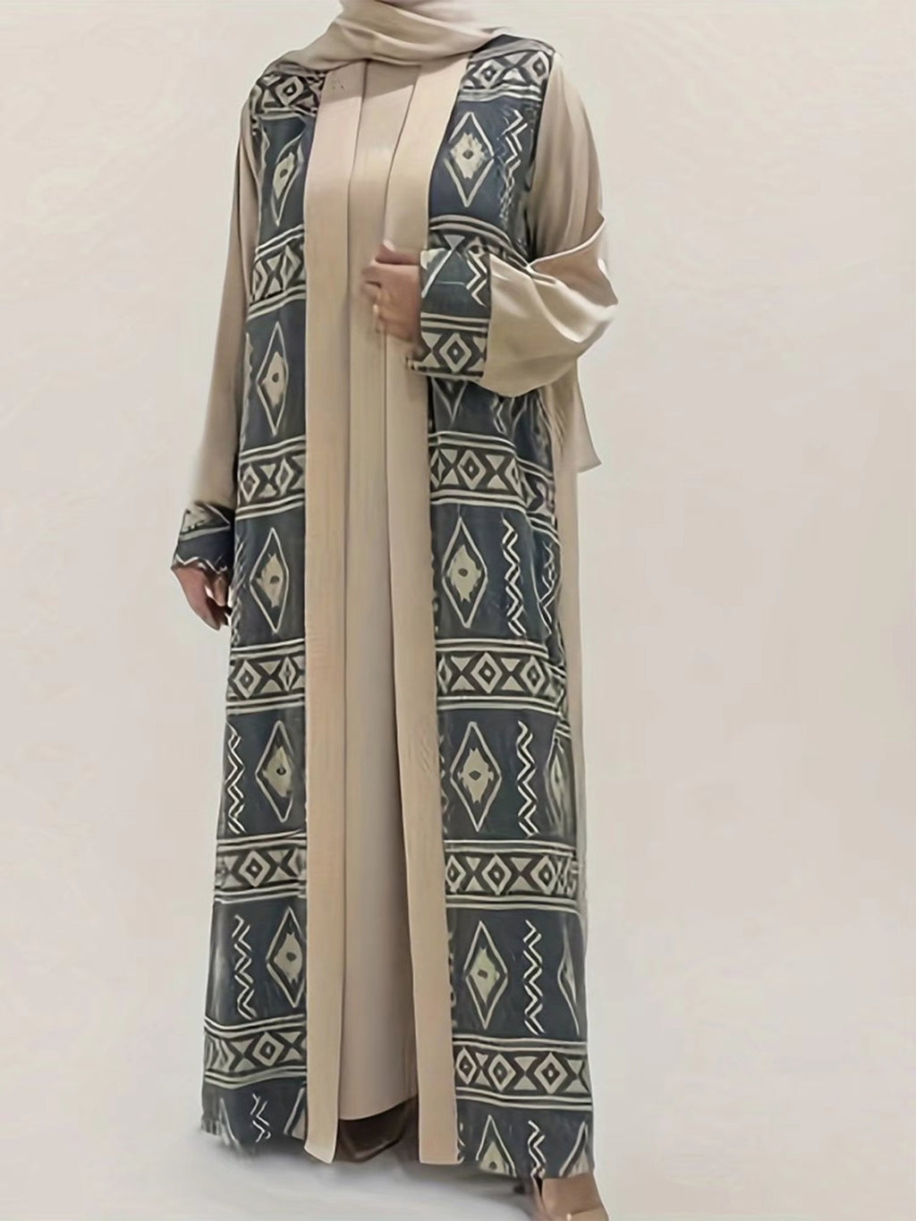 Elegant Floral Embroidered Abaya Maxi Dress with Belt and Flared Sleeves for Women - Stylish Middle Eastern Ramadan Outfit