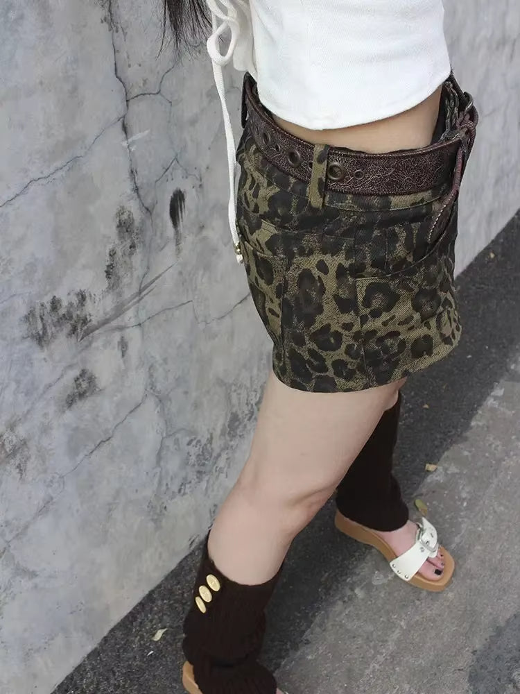 HOUZHOU Sexy Leopard Printed Denim Shorts Women Vintage Low Waist Gyaru Streetwear Summer 2026 Chic Female Retro Short Jeans