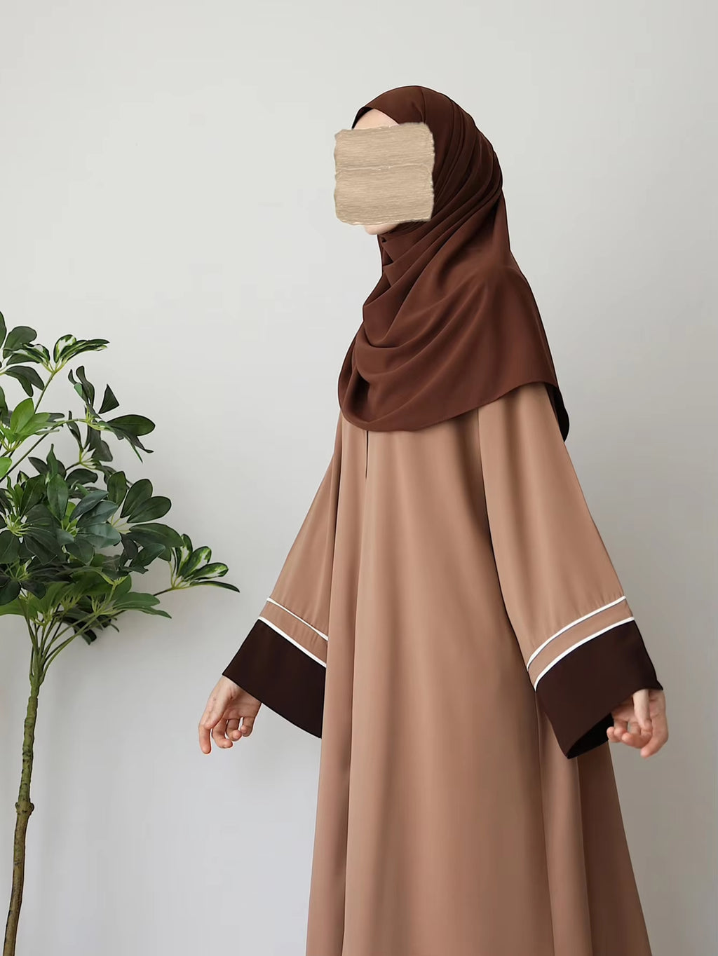 Elegant Patchwork Abaya Dress for Women – Long Sleeve Loose Fit Islamic Maxi Robe with Belt, Modest Middle Eastern Style